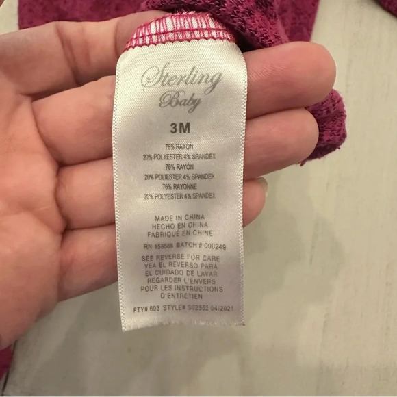 Stexling Baby Fuschia Long Sleeve Ruffle Crewneck Footed Buttoned Onesie 3M GUC - Picture 7 of 8